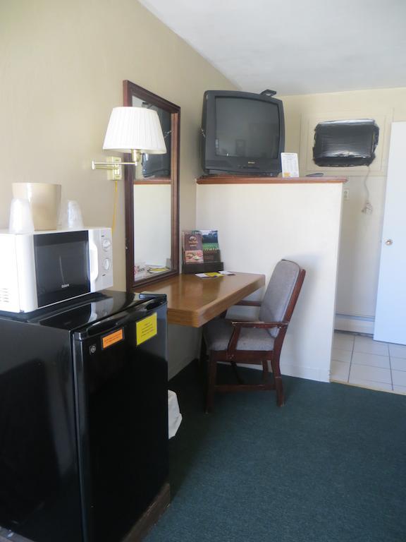 Budget Inn Denison מראה חיצוני תמונה